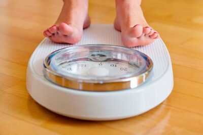 Как не набрать вес во время приема гормональных средств