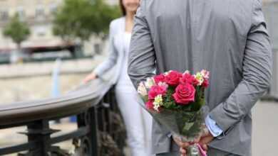 Сколько цветов принято дарить на праздник, свадьбу, юбилей